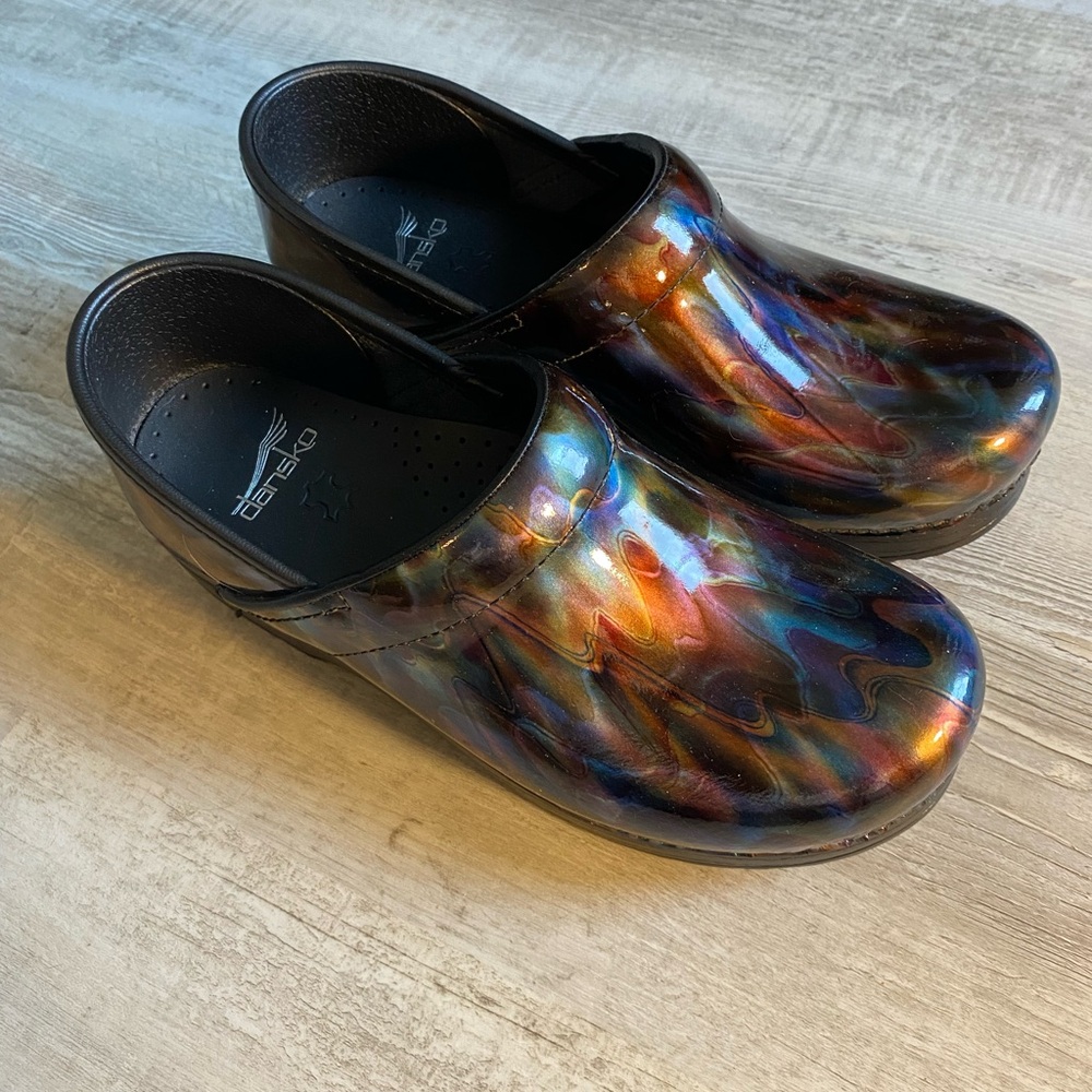 Dansko Professional multi Ripple Clog size 38